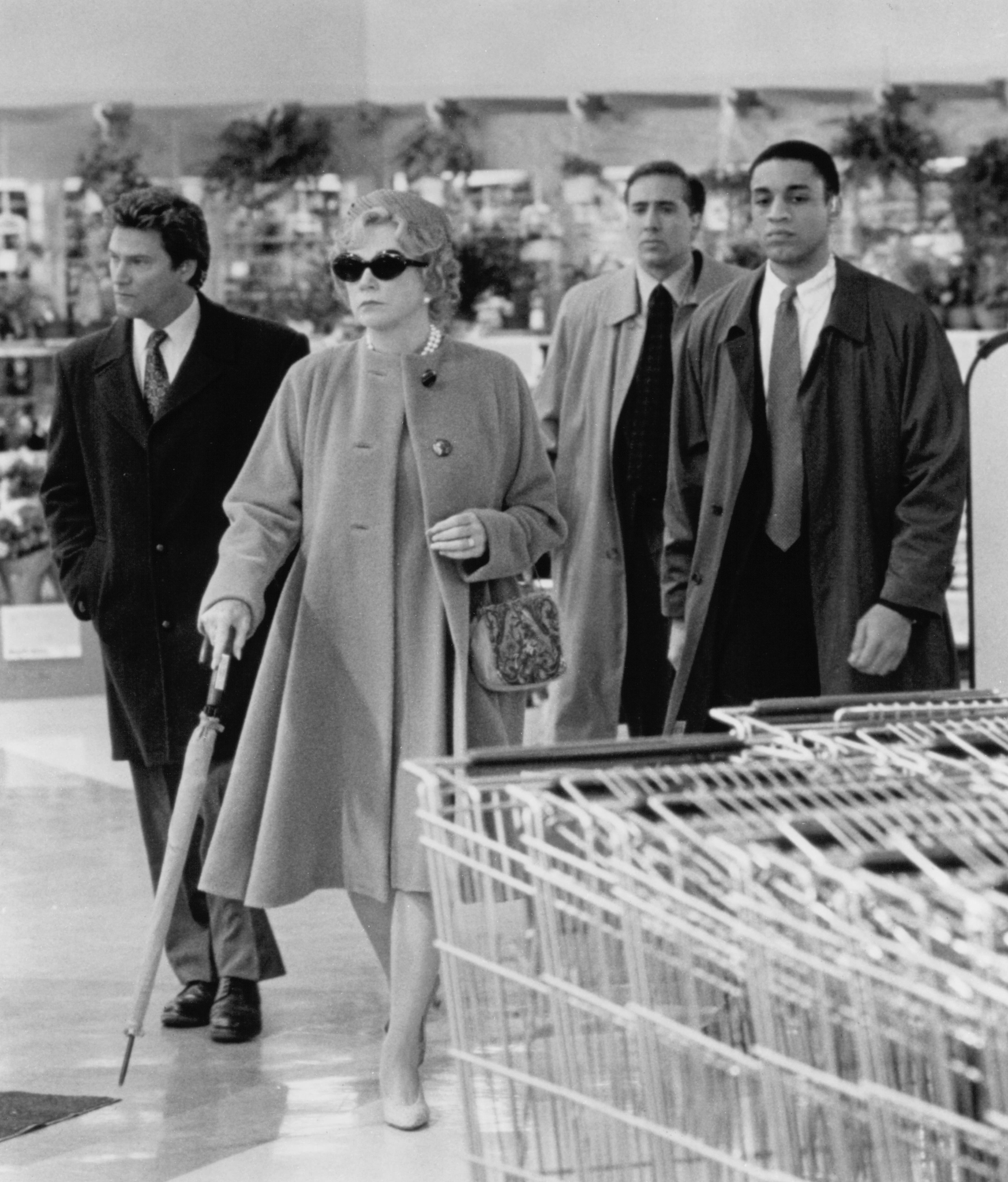 Nicolas Cage, Shirley MacLaine, and Harry Lennix in Guarding Tess (1994)