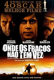 Tommy Lee Jones, Javier Bardem, and Josh Brolin in Onde os Fracos Não Têm Vez (2007)