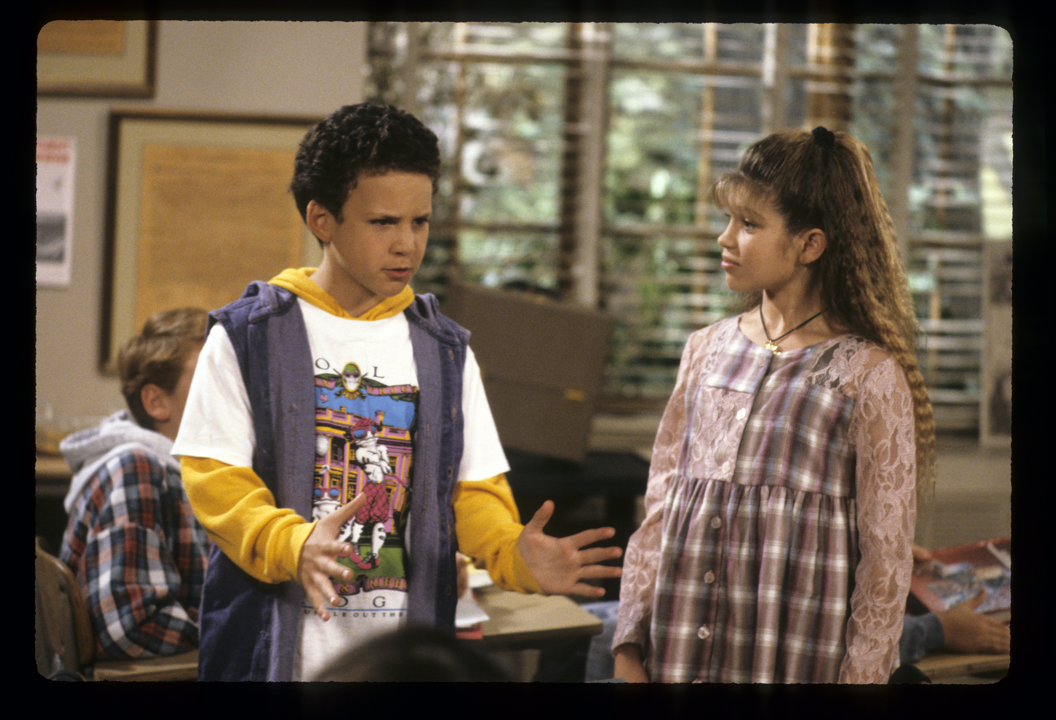 Danielle Fishel and Ben Savage in Boy Meets World (1993)