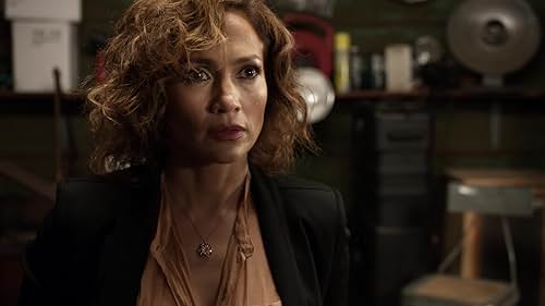 Jennifer Lopez stars as Harlee Santos, a single-mother FBI agent who is forced to work in the FBI's anti-corruption task force, while dealing with her own financial problems.