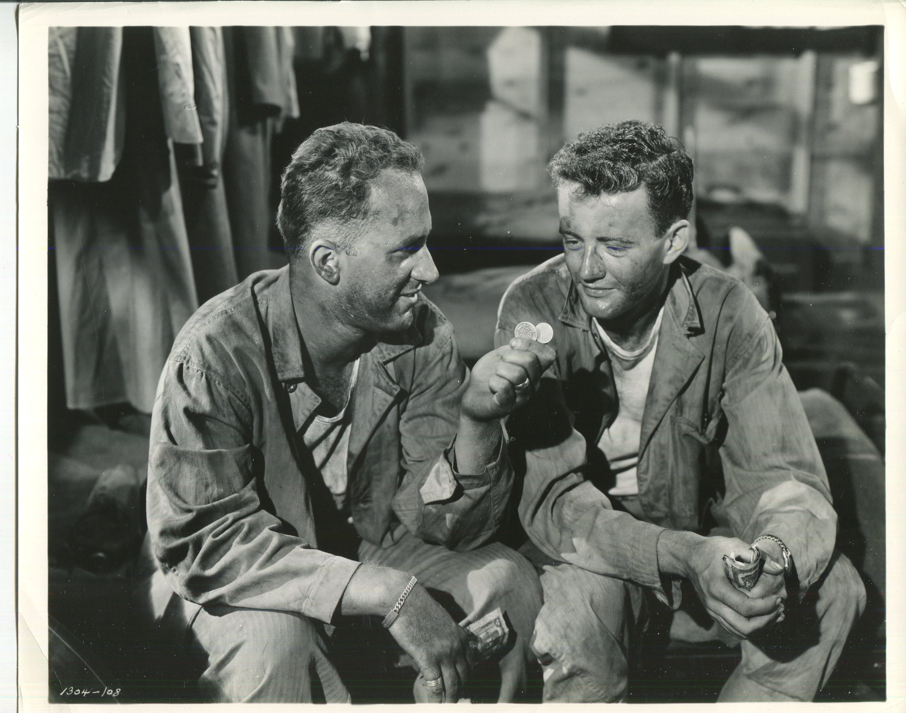 Robert Walker and Keenan Wynn in See Here, Private Hargrove (1944)