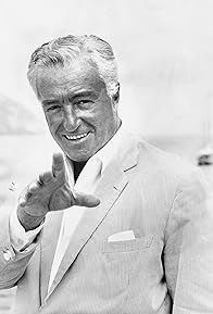Primary photo for Vittorio De Sica Primary photo for Vittorio De Sica