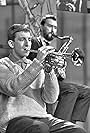 Allan Botschinsky and Uffe Karskow in Vi laver et jazzorkester (1961)