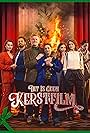 Jacqueline Blom, Georgina Verbaan, René van Zinnicq Bergman, Hana Hussein, Barbara Sloesen, Remy Bonjasky, Tim Haars, Robbert Bleij, Stefanie van Leersum, Oscar Aerts, Kiefer Zwart, and Jelle Hoekstra in Dit is geen kerstfilm (2024)