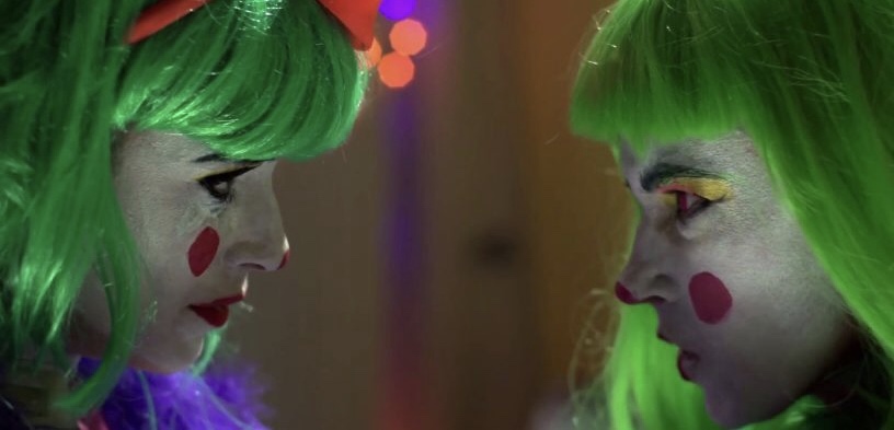 Robin Sydney and Victoria De Mare in Killjoy's Psycho Circus (2016)