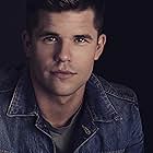 Charlie Carver