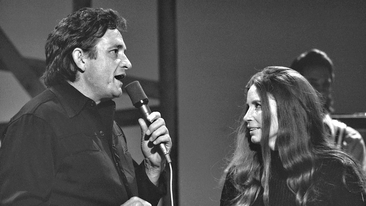 June Carter Cash and Johnny Cash in Johnny Cash i København (1971)