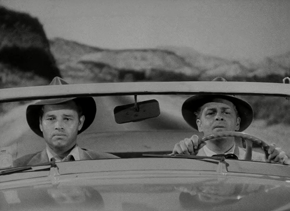 Edmund MacDonald and Tom Neal in Detour (1945)