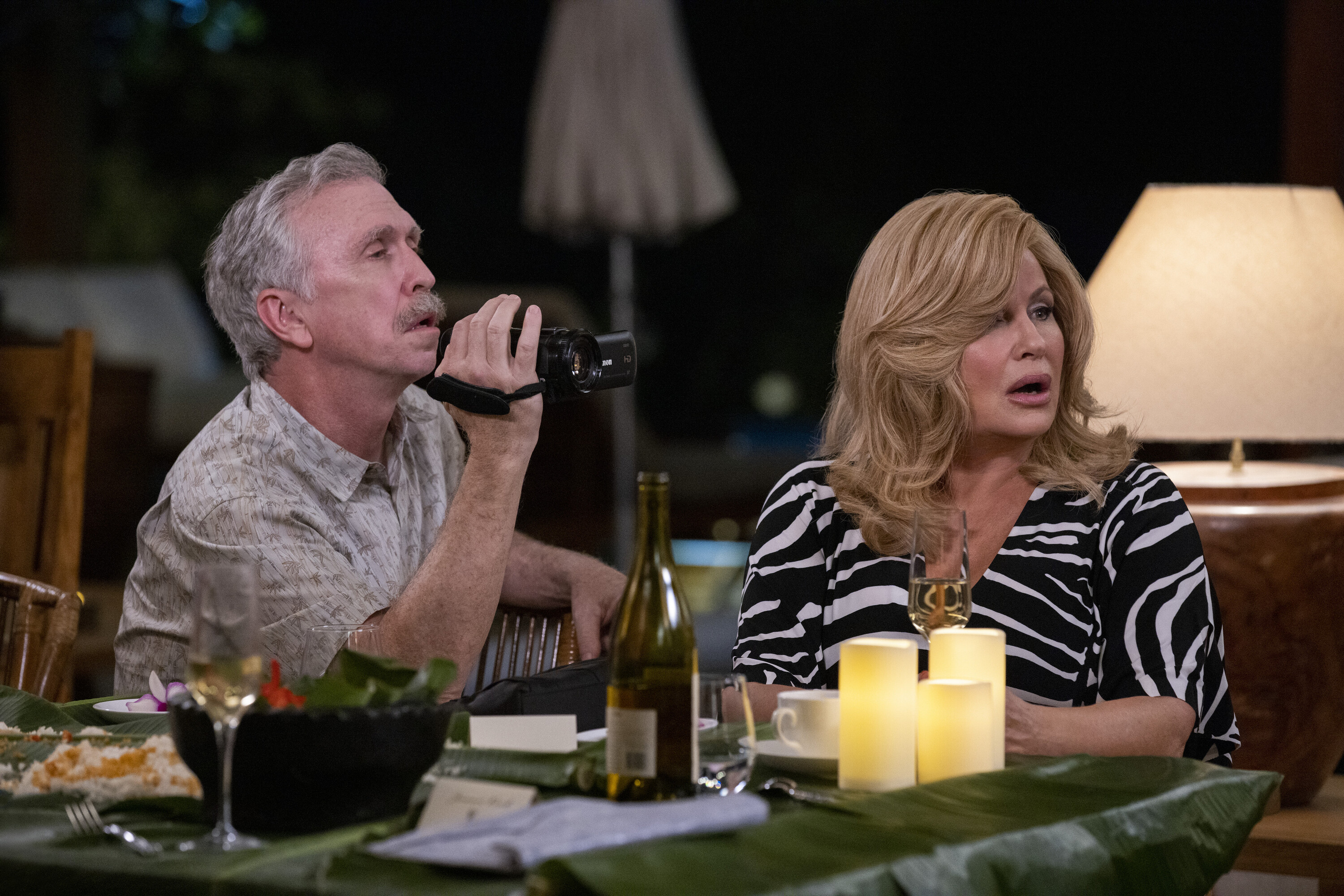 Jennifer Coolidge and Steve Coulter in Shotgun Wedding (2022)