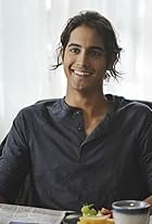 Avan Jogia in Twisted: A Hora da Verdade (2013)