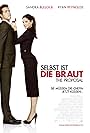 Sandra Bullock and Ryan Reynolds in Selbst ist die Braut (2009)