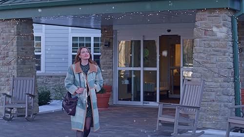 A struggling young baker in no mood for the holidays returns to her small hometown, where her festive family and a handsome farmer try to get her back in the Christmas spirit.