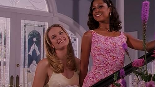 Stacey Dash and Rachel Blanchard in Clueless (1996)