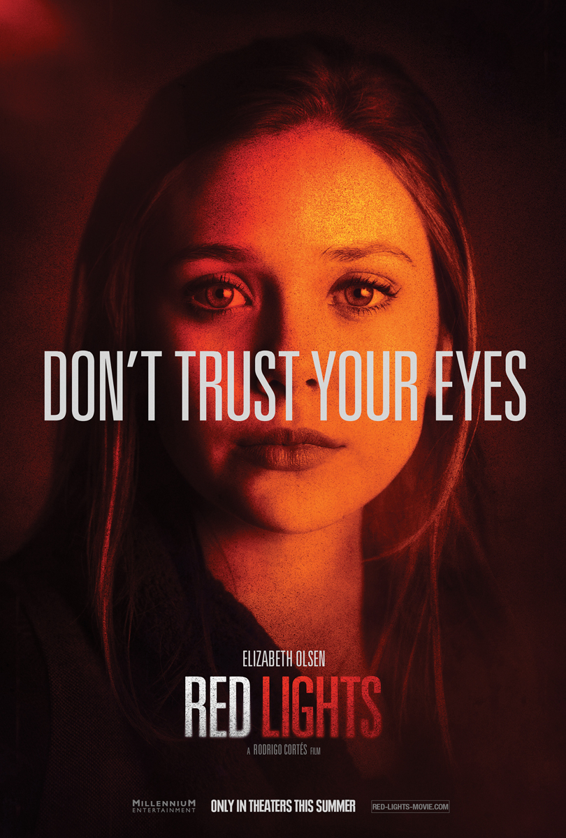 Elizabeth Olsen in Red Lights (2012)