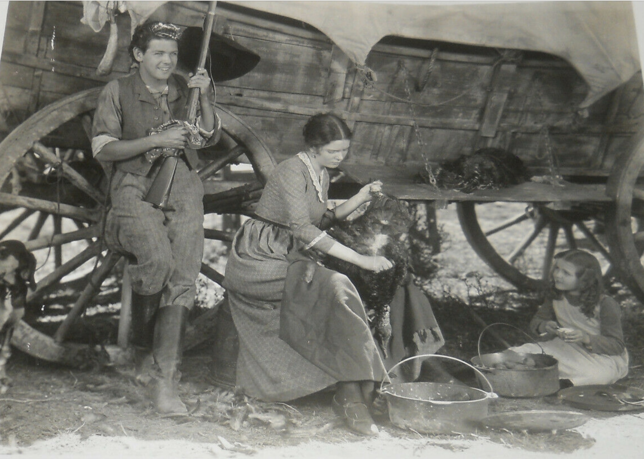 Marguerite Churchill, Helen Parrish, and David Rollins in The Big Trail (1930)