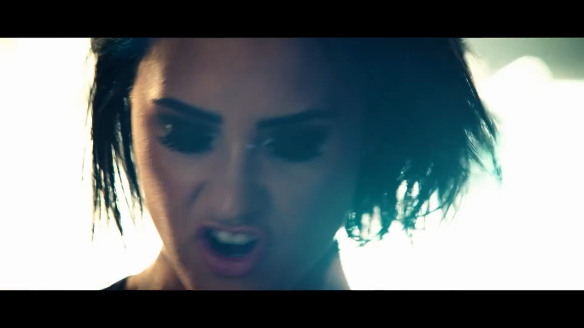 Demi Lovato in Demi Lovato: Confident (2015)