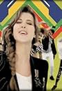 Nancy Ajram Feat. K'naan: Wavin' Flag/Shagga' Bi Alamak (2010)