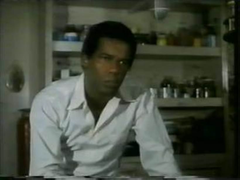 Robert Hooks in Vanished (1971)