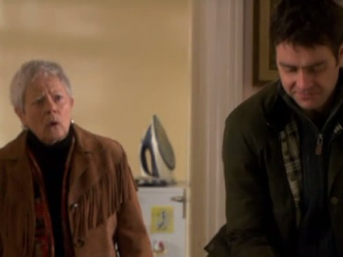 Annette Crosbie and Paul Higgins in Hope Springs (2009)