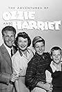 Harriet Nelson, David Nelson, Ozzie Nelson, and Ricky Nelson in Las aventuras de Ozzie y Harriet (1952)