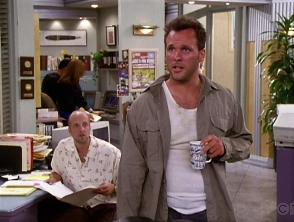 Chris Elliott and Tom Verica in The Naked Truth (1995)