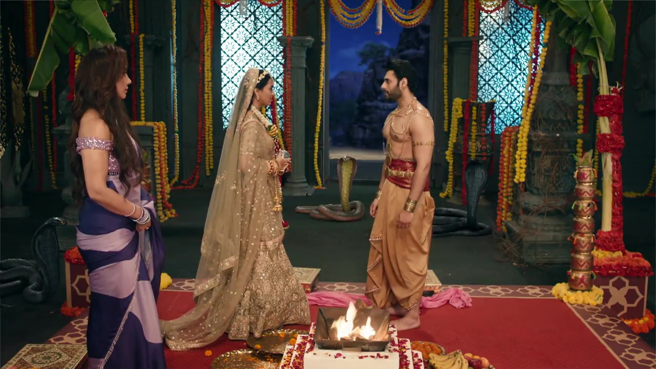 Mahek Chahal, Tejasswi Prakash, and Tusharr Khanna in Yash Discovers Pratha's True Love (2022)