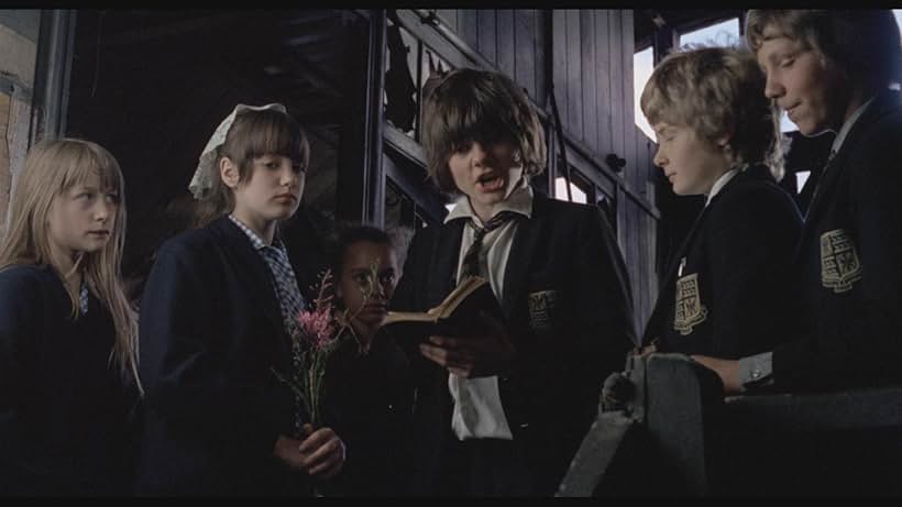 Tracy Hyde, Mark Lester, and Jack Wild in Melody (1971)