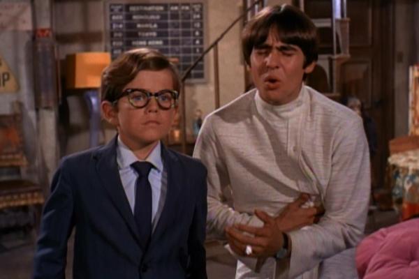 Davy Jones and Butch Patrick in Los Monkees (1965)