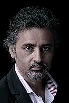 Ike Khan