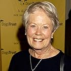 Annette Crosbie