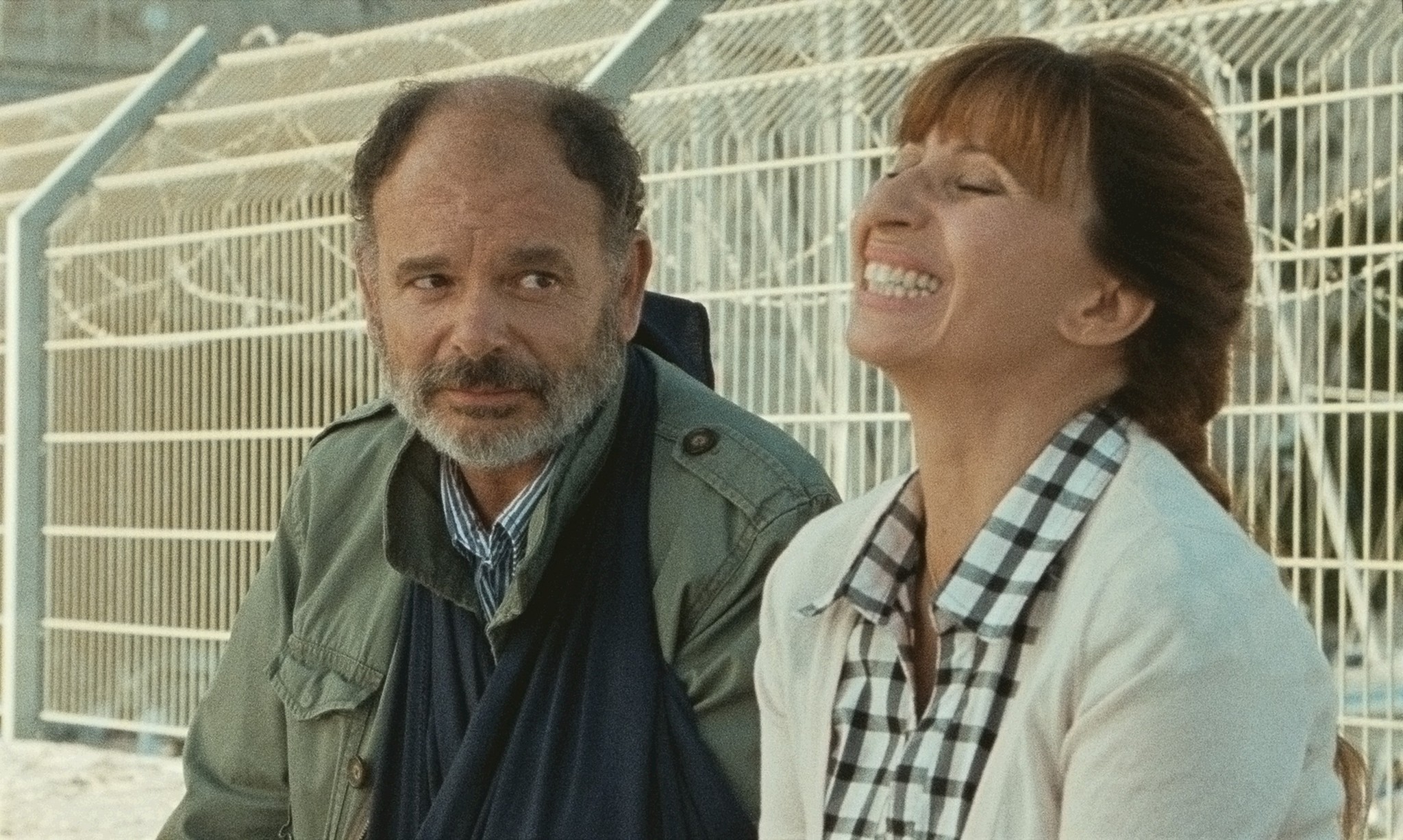 Ariane Ascaride and Jean-Pierre Darroussin in The Snows of Kilimanjaro (2011)