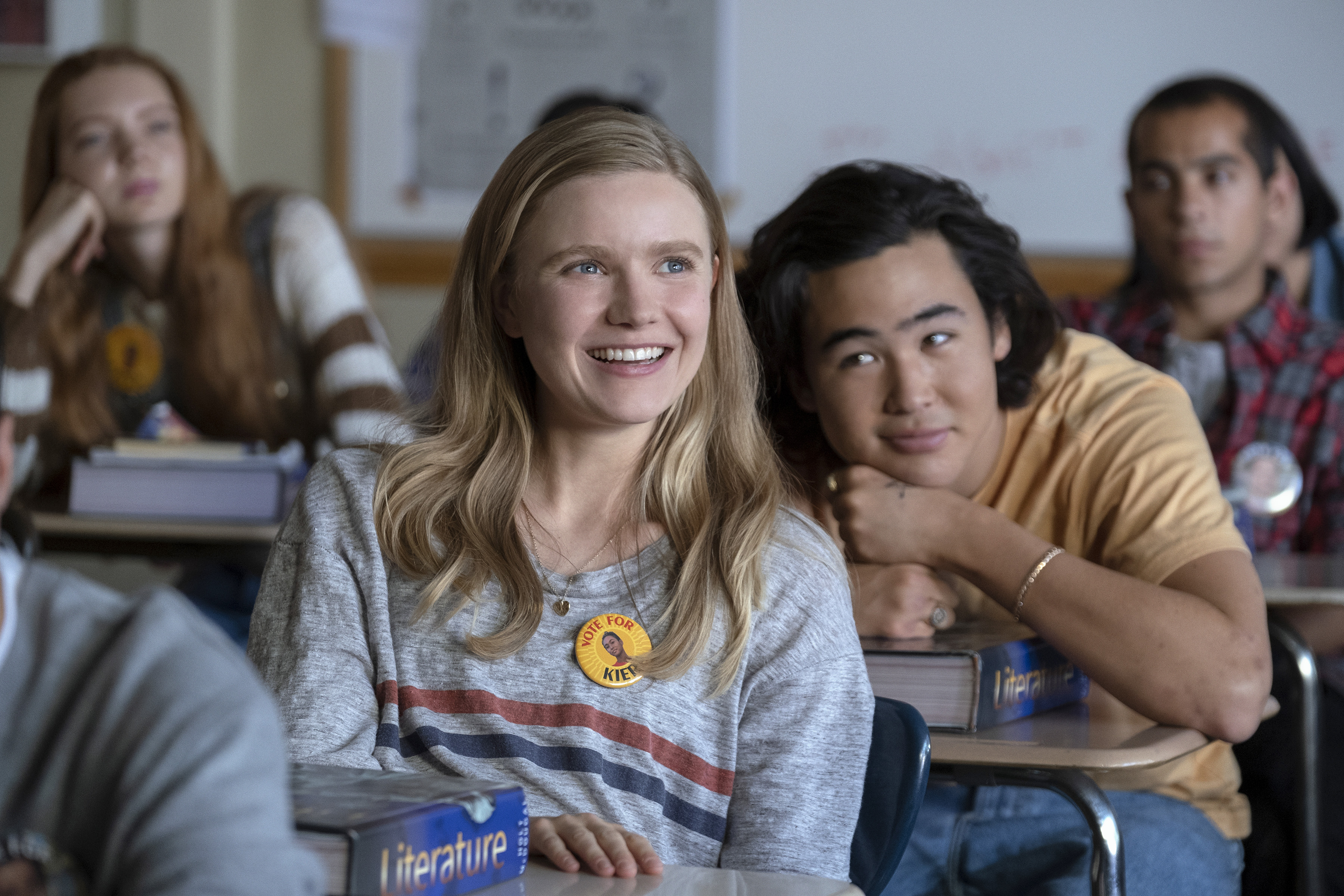 Hadley Robinson and Nico Hiraga in Moxie (2021)