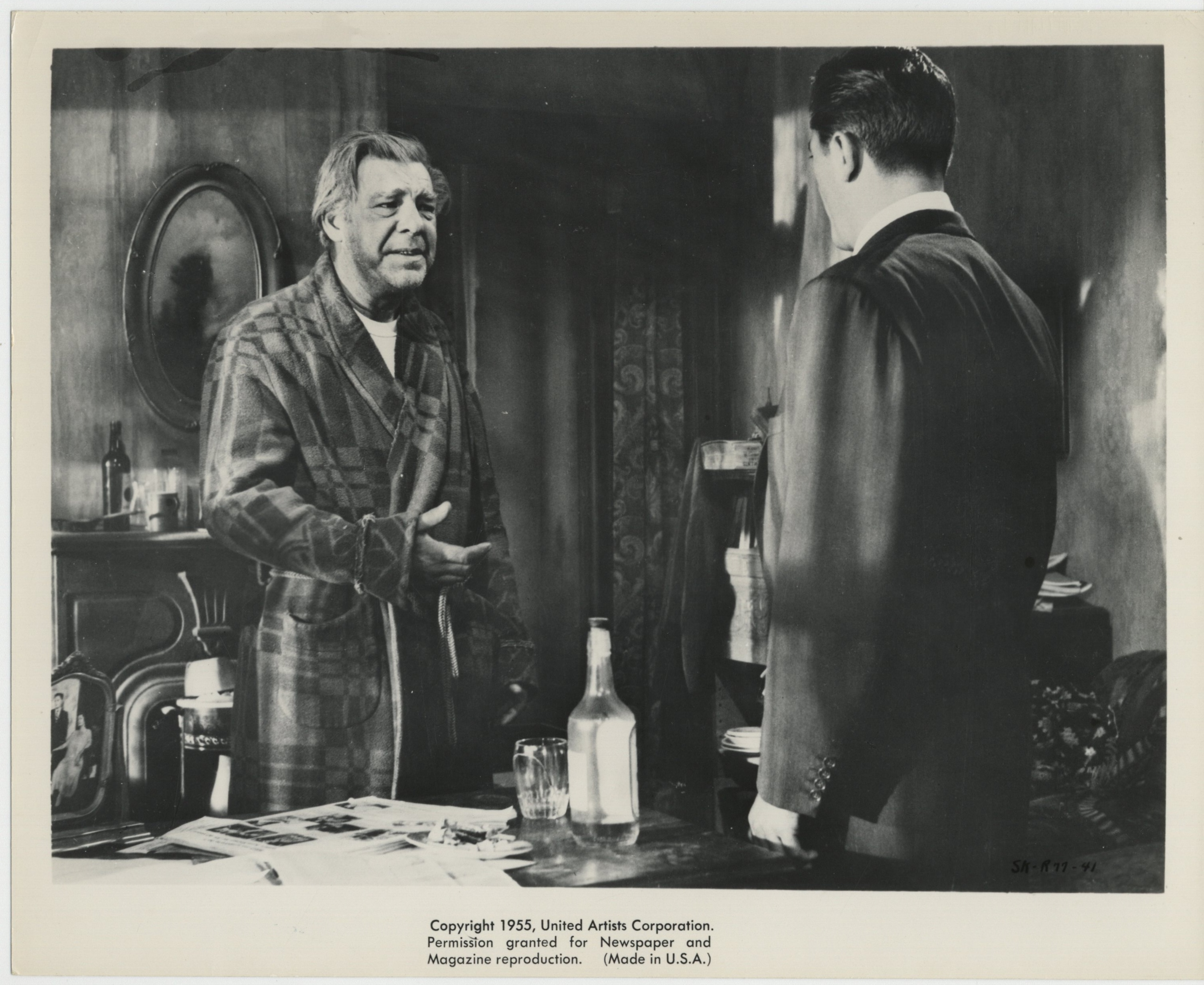 Robert Mitchum and Lon Chaney Jr. in Not as a Stranger (1955)