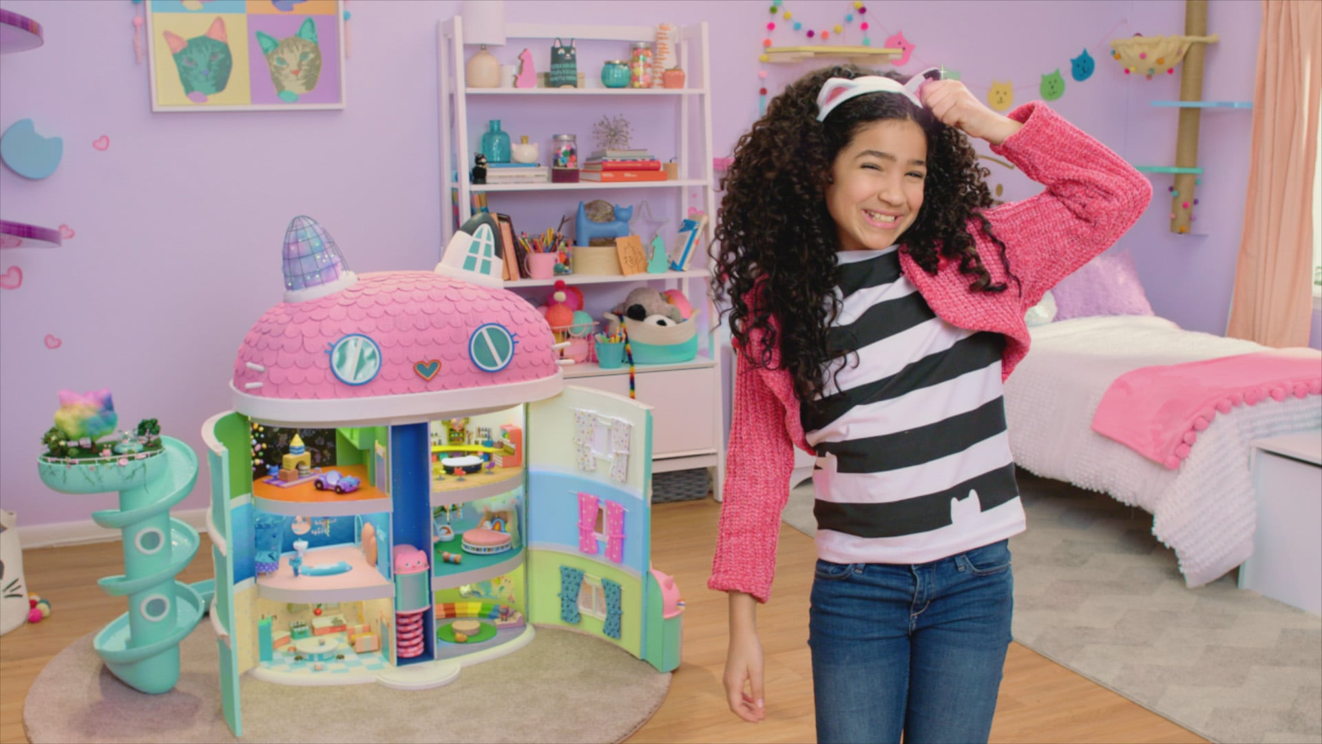 Laila Lockhart Kraner in Gabby's Dollhouse (2021)