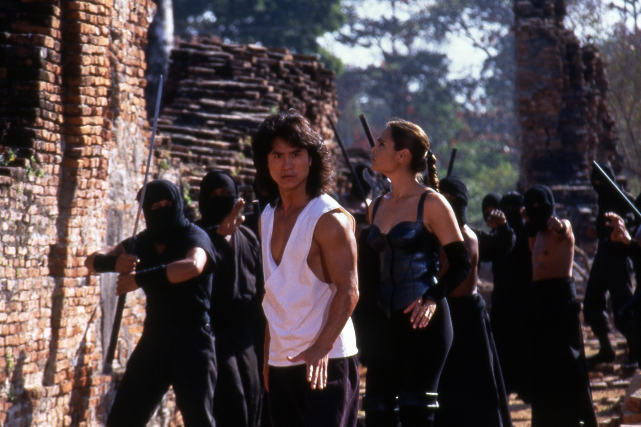 Talisa Soto and Robin Shou in Mortal Kombat: Annihilation (1997)