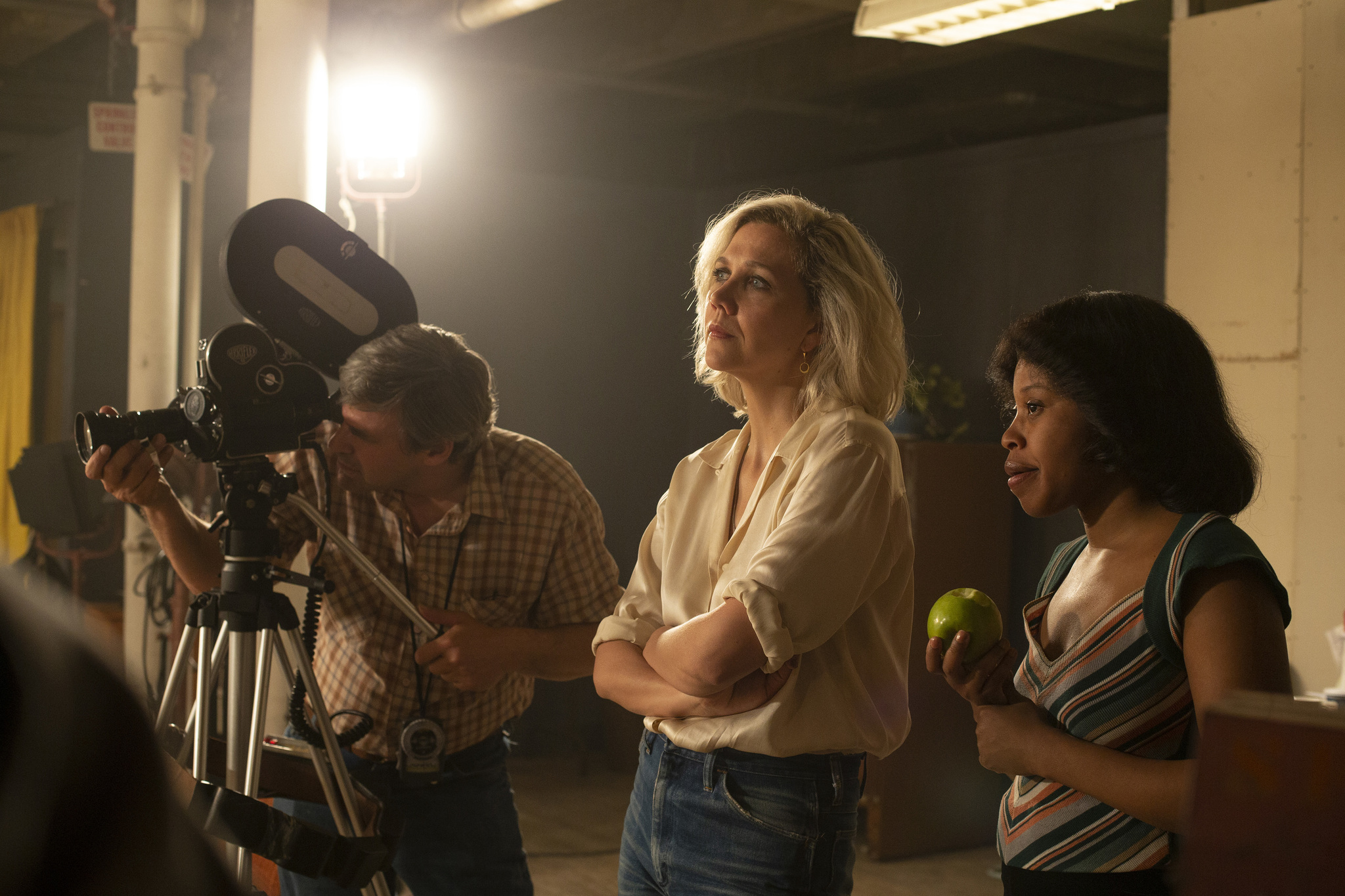 Maggie Gyllenhaal and Dominique Fishback in The Deuce (2017)