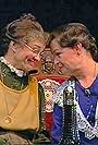 Ghita Nørby and Malene Schwartz in Arsenik og gamle kniplinger (2002)