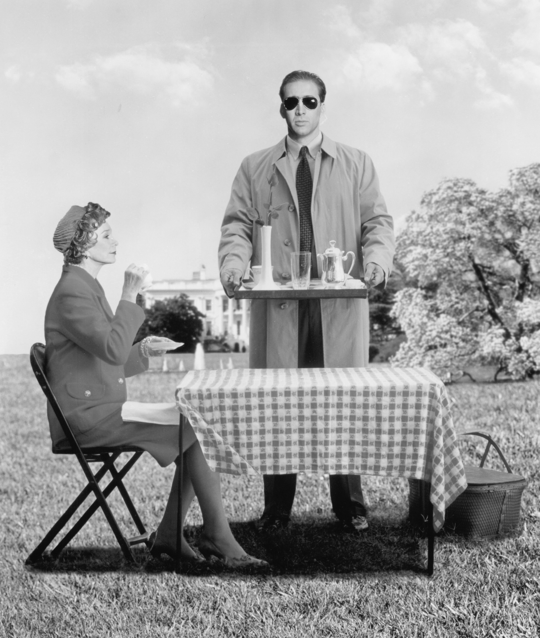 Nicolas Cage and Shirley MacLaine in Guarding Tess (1994)