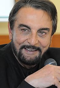 Primary photo for Kabir Bedi