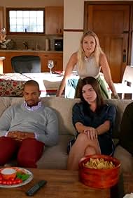 Elisha Cuthbert, Damon Wayans Jr., Adam Pally, and Casey Wilson in Happy Endings (2011)