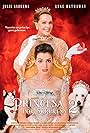 Julie Andrews and Anne Hathaway in Princesa por sorpresa 2 (2004)