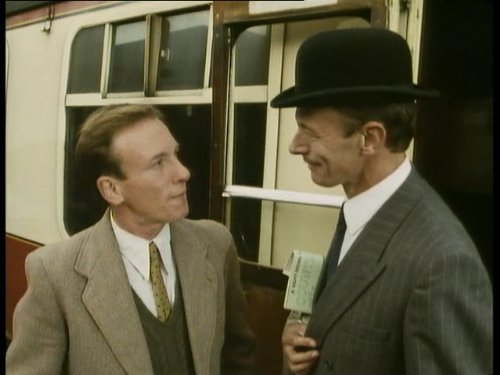 David Quilter and Christopher Timothy in All Creatures Great & Small (1978)