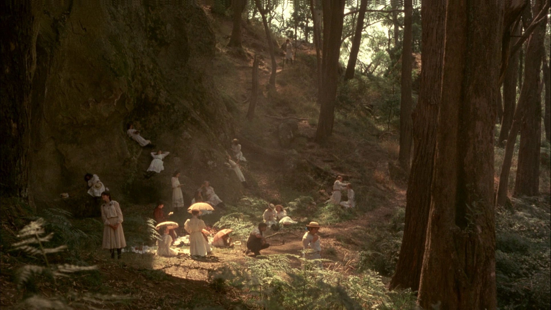 Vivean Gray, Anne-Louise Lambert, Helen Morse, Karen Robson, Christine Schuler, and Jane Vallis in Picnic at Hanging Rock (1975)