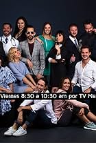 Jose Luis Arevalo, Esmeralda Bacci, Diana Diaz, Sofia Piña, Chema Flores, Alejandro Kamel, Ignacio Álvarez, Rafael Aguilar, Fernanda Veloz, Luis Aranda, Karla Hernández, Luis Membrillo, Paulina Rodríguez, Gina Ortega, and Humberto Gutiérrez in Mercado Central (2016)