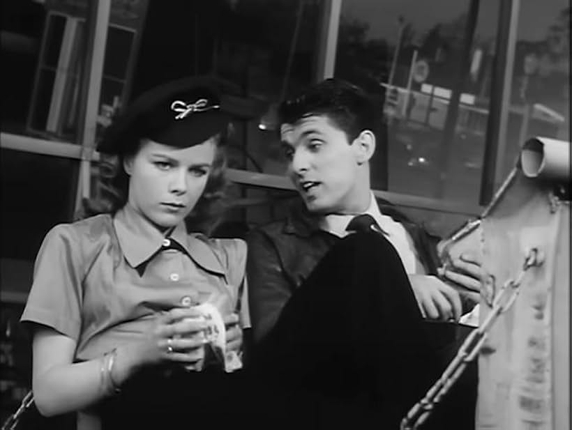 Keefe Brasselle and Sally Forrest in Not Wanted (1949)