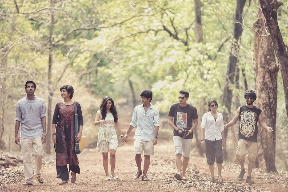 Roshan Mathew, Arun Kurian, Thomas Mathew, Siddhi Mahajankatti, Annu Antony, Anarkali Marikar, and Vishak Nair in Aanandam (2016)