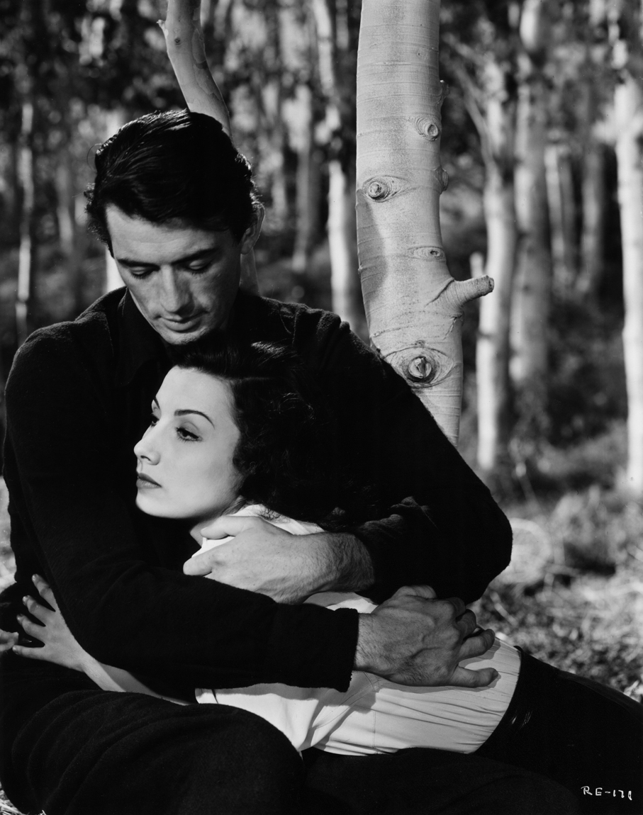 Gregory Peck and Tamara Toumanova in Tamara figlia della steppa (1944)