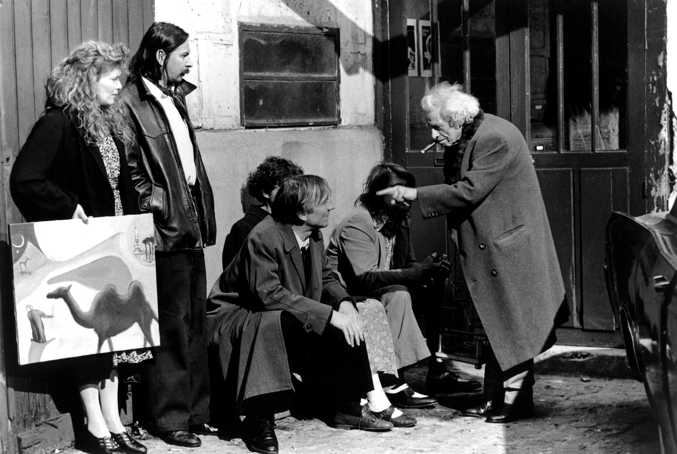 Samuel Fuller, Evelyne Didi, Matti Pellonpää, Kari Väänänen, and André Wilms in Vita da bohème (1992)