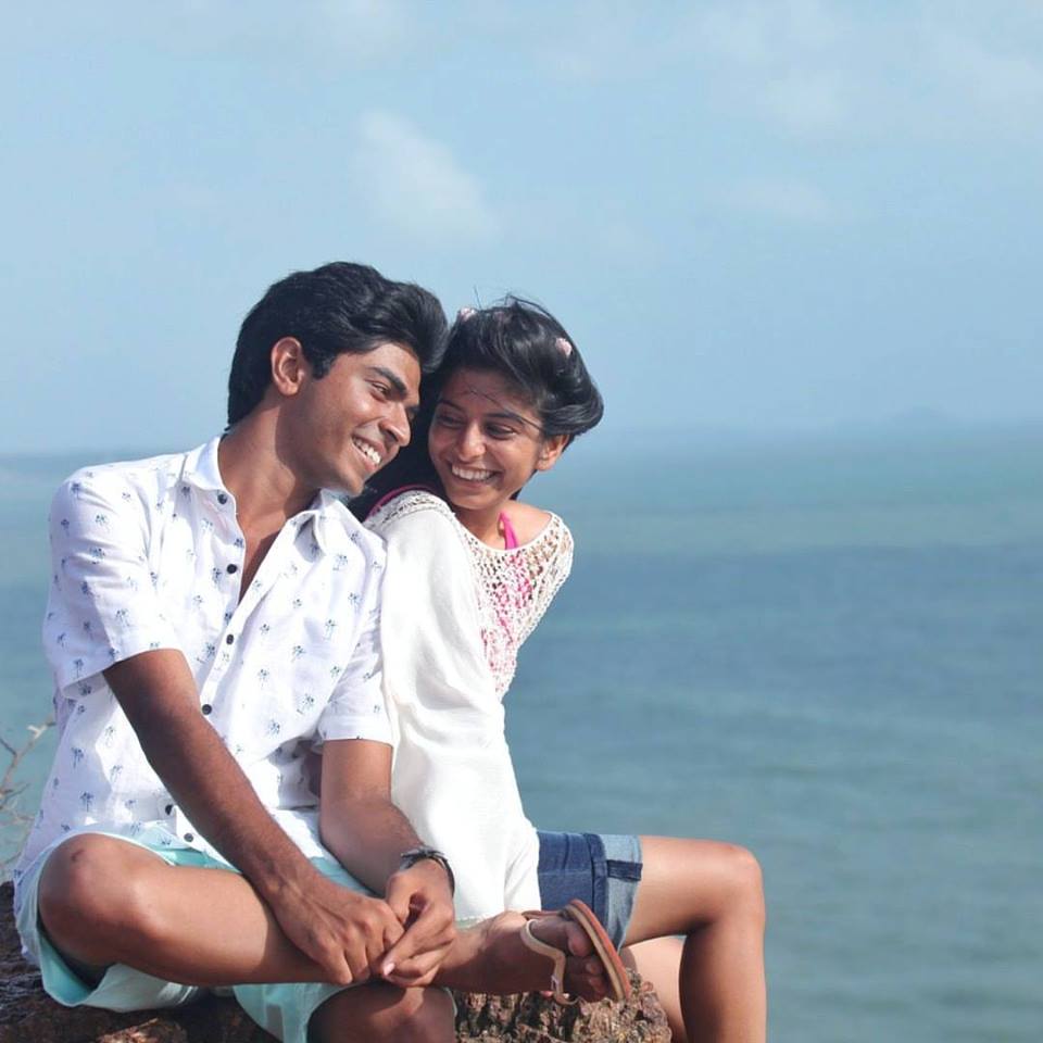 Thomas Mathew and Siddhi Mahajankatti in Aanandam (2016)