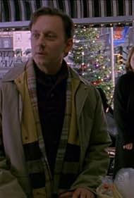 Kelli Williams and Michael Emerson in Friends and Ex-Lovers (2000)